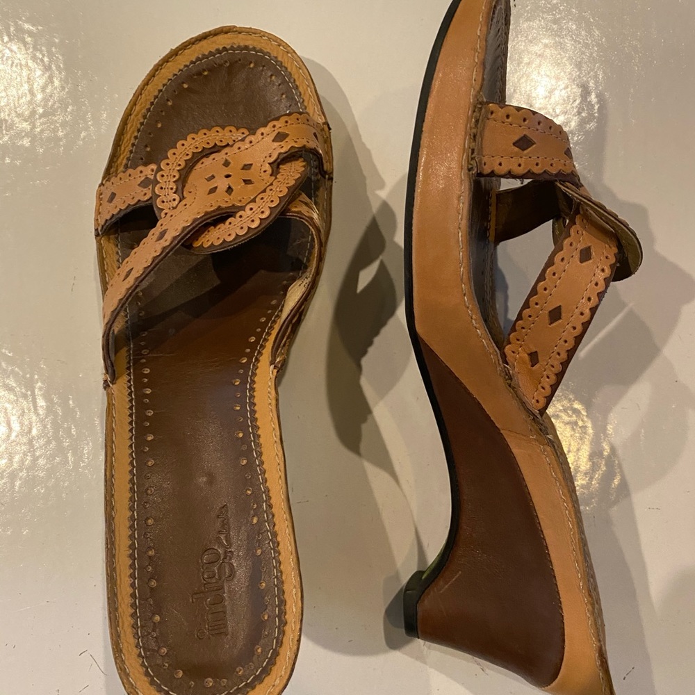 Women’s shoes